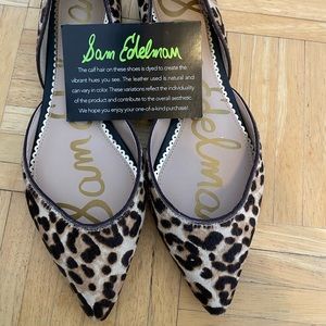 Chic leopard Sam Edelman flats- NWT!
